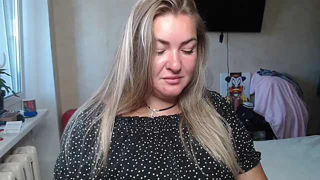 NikaSkylink লাইভ XXX চ্যাট