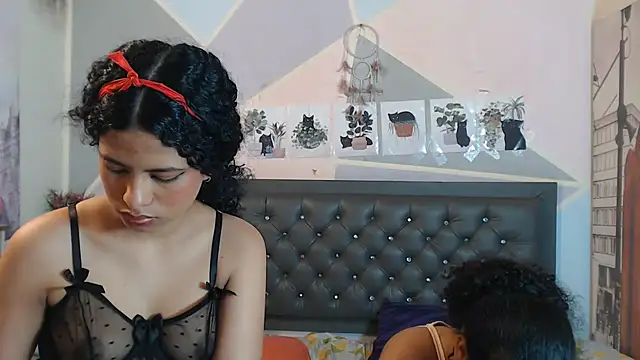 Show Webcam de Adut_Akech