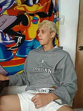 Alayn_sexy_ayes Adlı Modelin Web Kamerası Şovu