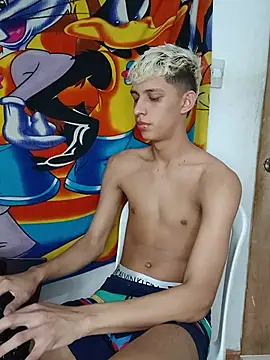 Alayn_sexy_ayes' Webcam Show