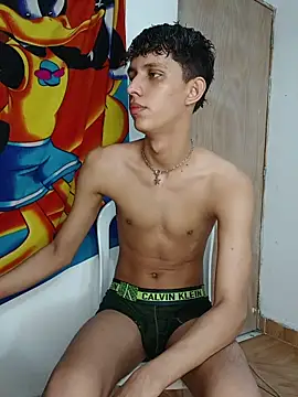 Alayn_sexy_ayes Webcam show