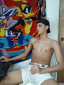 Alayn_sexy_ayes Adlı Modelin Web Kamerası Şovu
