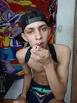 Alayn_sexy_ayes Show in webcam