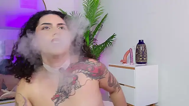 LadyMonroe_'s Webcam Show