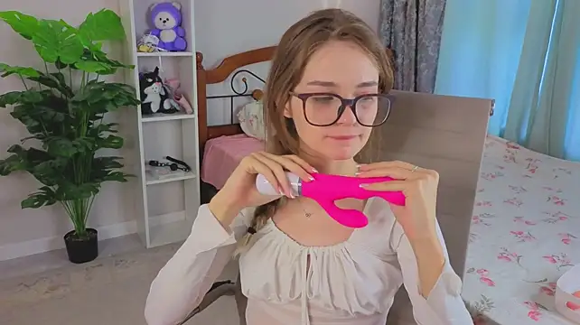vialeta_baby Webcam show