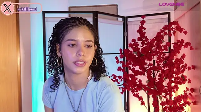 liliwatsonj – webcam-show