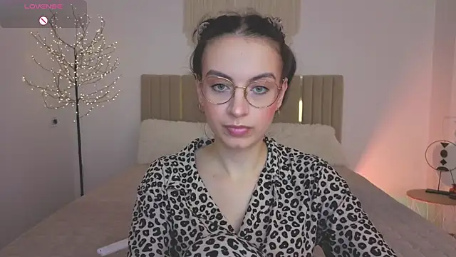 Real_cutie1 Pertunjukan Webcam