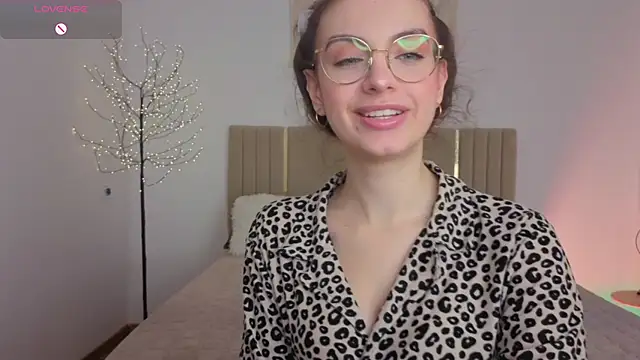 Real_cutie1 Adlı Modelin Web Kamerası Şovu