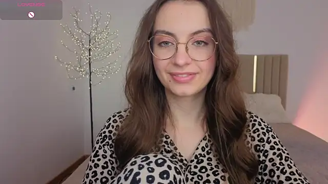 Real_cutie1 Adlı Modelin Web Kamerası Şovu
