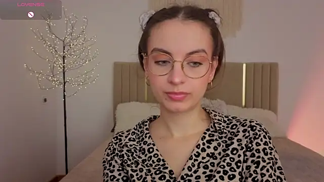 Real_cutie1 Adlı Modelin Web Kamerası Şovu