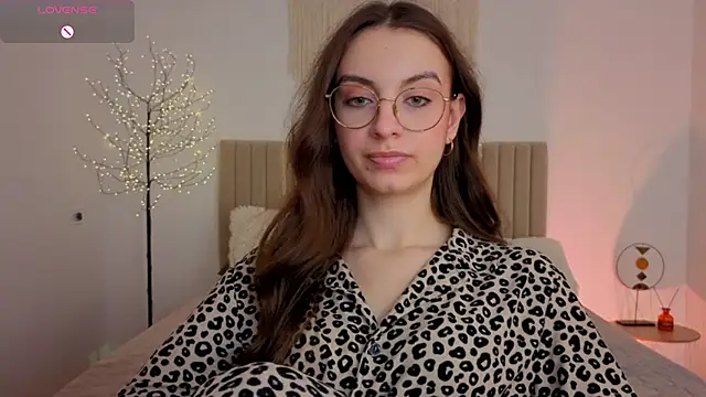 Real_cutie1's Webcam Show