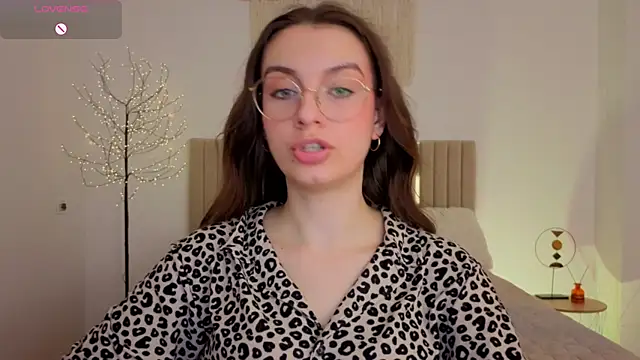 Real_cutie1: онлайн-секс-чат