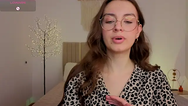 Real_cutie1's Webcam Show