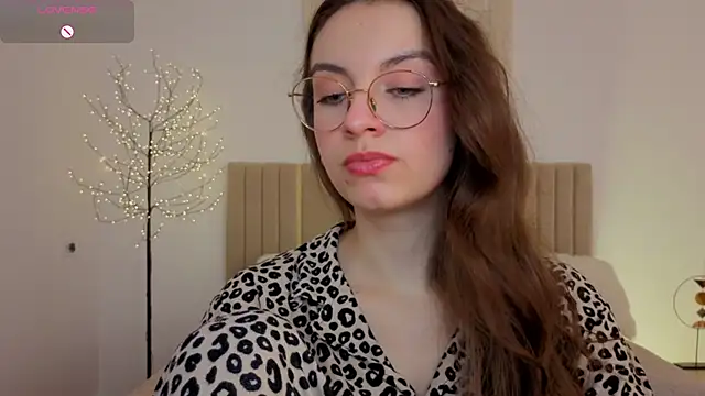Real_cutie1's Webcam Show