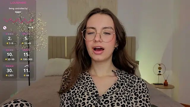 Real_cutie1: вебкам-шоу