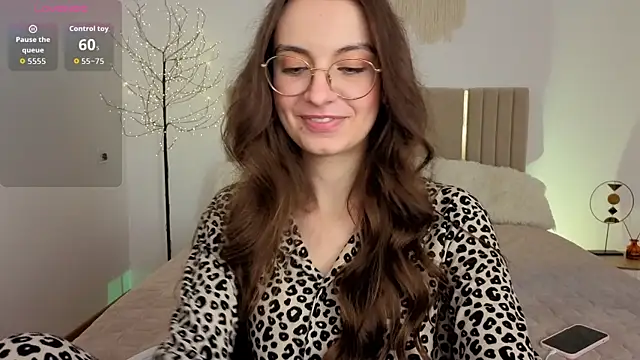 Real_cutie1 লাইভ XXX চ্যাট