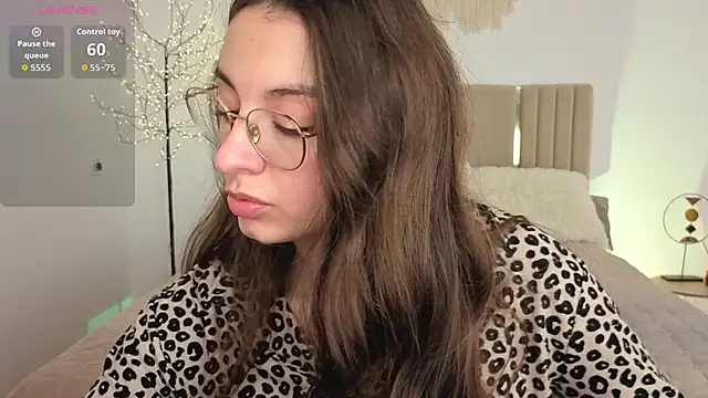 Real_cutie1 Show Webcam