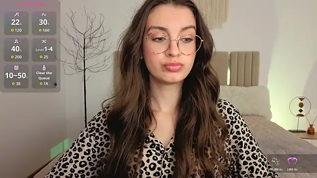 הופעת וובקאם של Real_cutie1