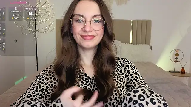 Real_cutie1 webkamerás műsora