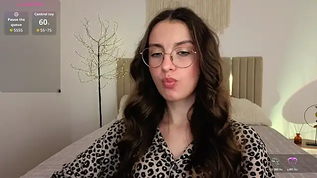 Real_cutie1's Webcam Show