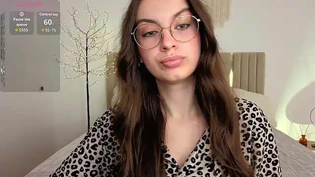 Real_cutie1's Webcam Show