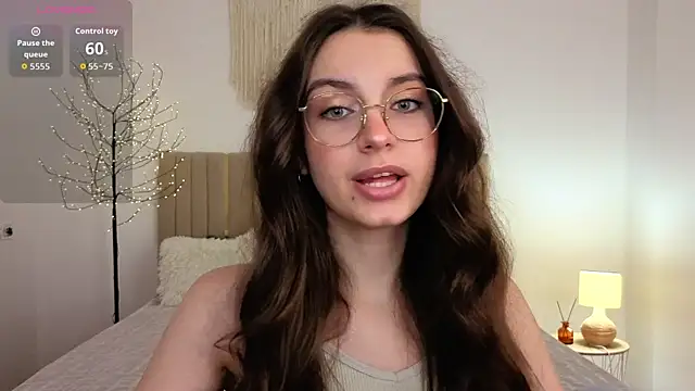 Real_cutie1 – webcam-show