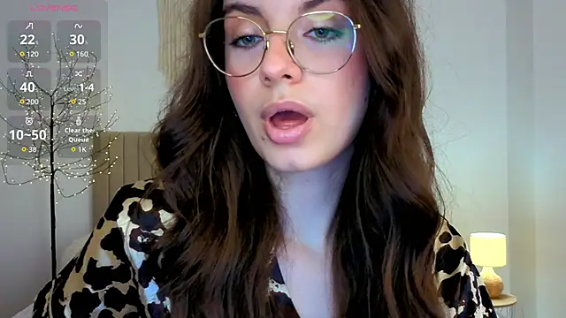 Real_cutie1's Webcam Show