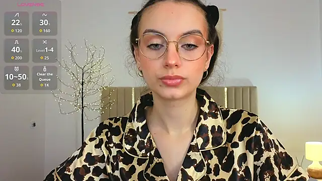Real_cutie1: вебкам-шоу