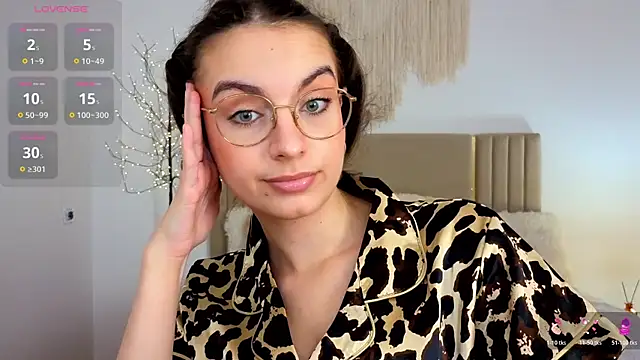 Real_cutie1's Live XXX Chat