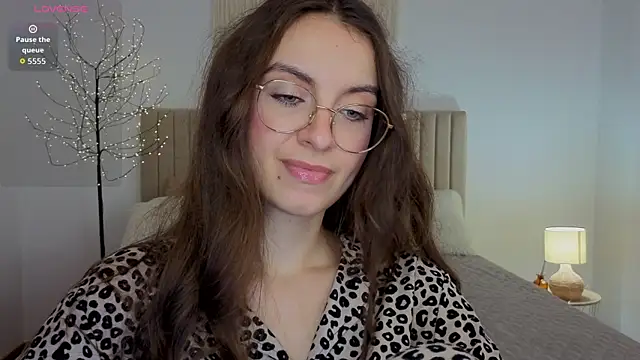Real_cutie1 Adlı Modelin Web Kamerası Şovu