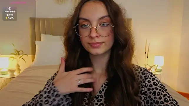 Real_cutie1 Adlı Modelin Web Kamerası Şovu