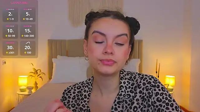 Real_cutie1 Adlı Modelin Web Kamerası Şovu