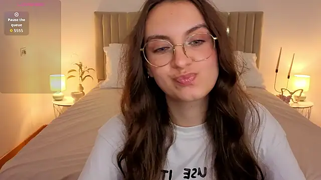 Real_cutie1's Webcam Show