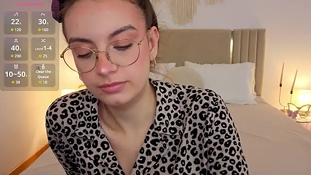 Pokazy przed kamerką – Real_cutie1