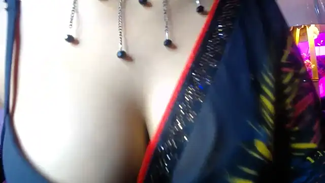 kiara_1122's Webcam Show