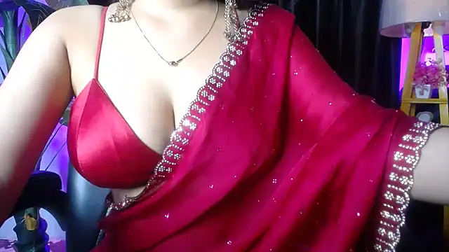 kiara_1122's Webcam Show