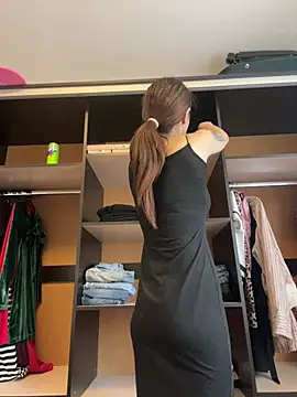 AriaAdda Adlı Modelin Canlı XXX Sohbeti
