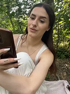 AriaAdda Adlı Modelin Canlı XXX Sohbeti