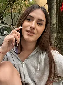AriaAdda Obrolan Langsung XXX
