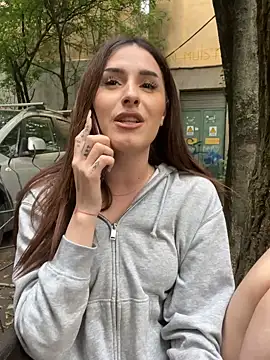 AriaAdda Webcam show