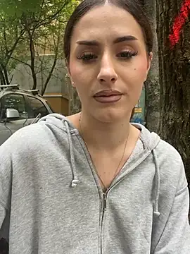 AriaAdda Webcam show