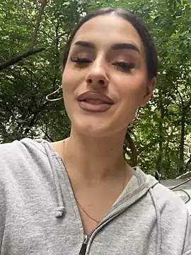 AriaAdda Webcam show