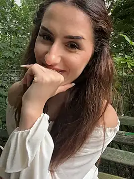 AriaAdda Webcam show
