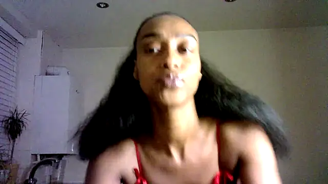 Hazel_Dollxxn Webbikameraesitys