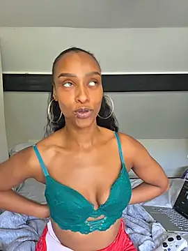 Hazel_Dollxx: вебкам-шоу