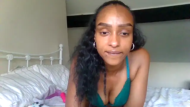 Hazel_Dollxx – webcam-show
