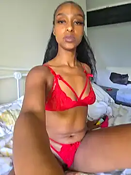 Hazel_Dollxx Show in webcam