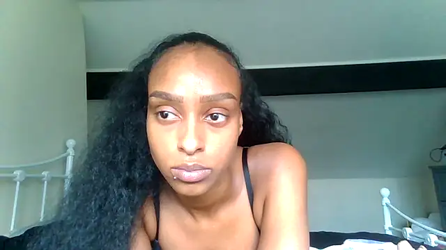 Hazel_Dollxx's Webcam Show