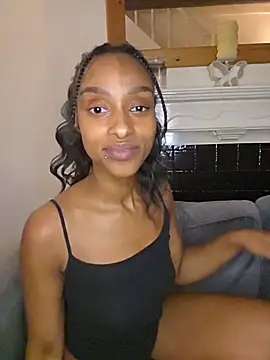 Hazel_Dollxx's Webcam Show
