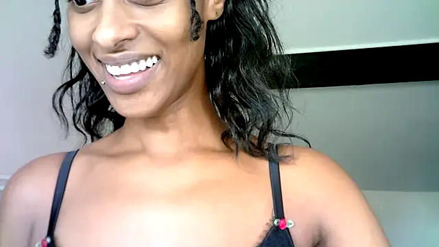 Webkamerová show Hazel_Dollxx
